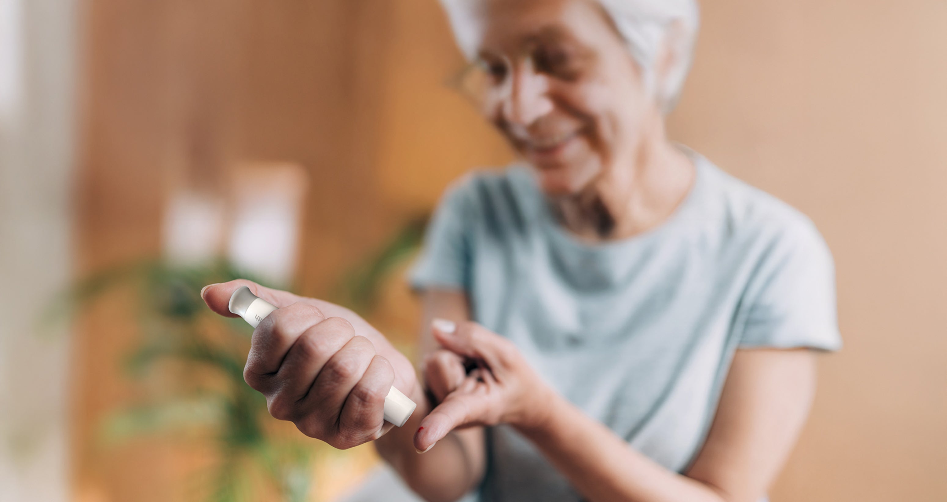 Smart Glucose Monitoring For Seniors